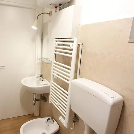 Apartament Monochic Studio - Politecnico