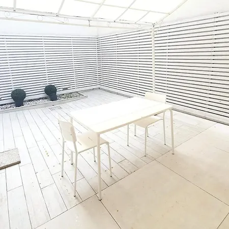 Апартаменты Monochic Studio - Politecnico *