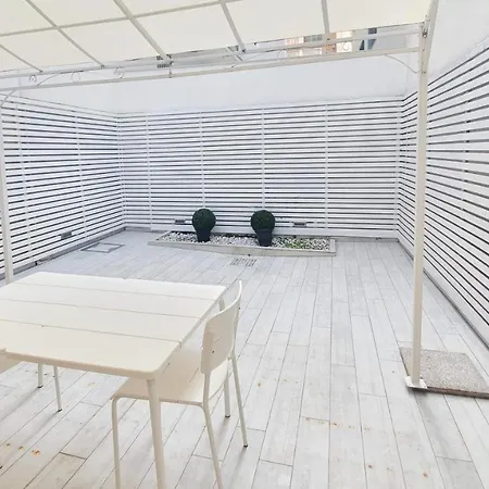 Monochic Studio - Politecnico * Бари